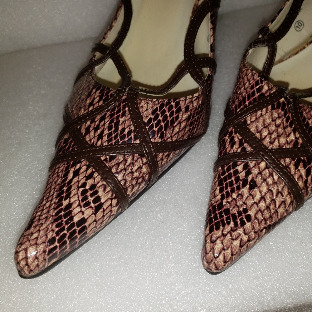 Wild Rose sling back hill size 10